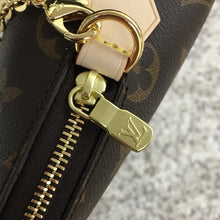 Load image into Gallery viewer, COSMETIC POUCH GM
