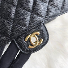Load image into Gallery viewer, CC Flap Bag X Caviar Medium
