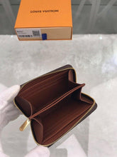 Load image into Gallery viewer, ZIPPY COIN PURSE
