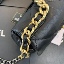 Load image into Gallery viewer, CC 19 Flap Bag Medium

