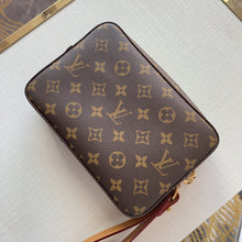Load image into Gallery viewer, SOFT TRUNK POUCH
