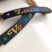 Load image into Gallery viewer, NEW WAVE CHAIN TOTE

