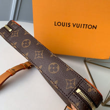 Load image into Gallery viewer, SOFT TRUNK MESSENGER
