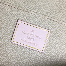 Load image into Gallery viewer, COSMETIC POUCH GM
