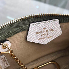 Load image into Gallery viewer, MICRO POCHETTE ACCESSOIRES
