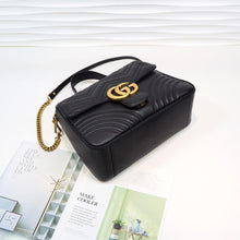 Load image into Gallery viewer, GG Marmont Large top handle bag 31cm
