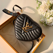 Load image into Gallery viewer, NEW WAVE HEART BAG
