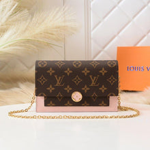 Load image into Gallery viewer, FLORE CHAIN WALLET
