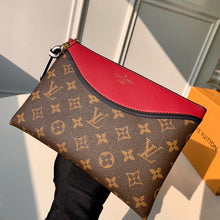 Load image into Gallery viewer, Tuileries Pochette
