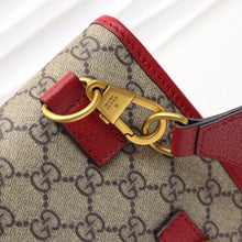 Load image into Gallery viewer, Vintage messenger bag
