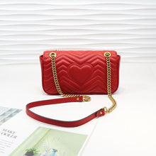 Load image into Gallery viewer, GG Marmont matelassé shoulder bag 26cm
