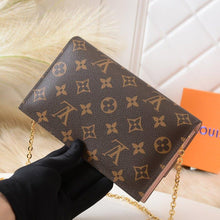 Load image into Gallery viewer, FLORE CHAIN WALLET
