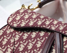 Load image into Gallery viewer, OBLIQUE SADDLE BAG
