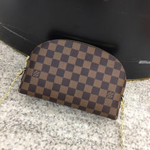 Load image into Gallery viewer, COSMETIC POUCH GM

