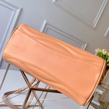 Load image into Gallery viewer, NEW WAVE HANDBAG
