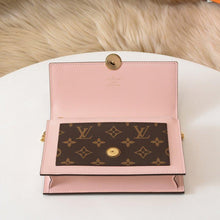 Load image into Gallery viewer, FLORE CHAIN WALLET
