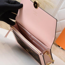 Load image into Gallery viewer, FLORE CHAIN WALLET
