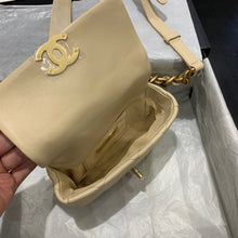 Load image into Gallery viewer, CC 19 Flap Bag Mini 20cm
