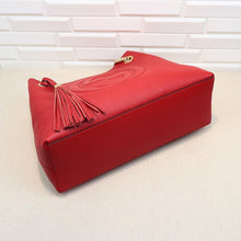 Load image into Gallery viewer, Soho Leather Shoulder Bag
