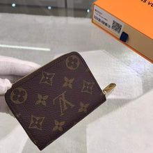 Load image into Gallery viewer, ZIPPY COIN PURSE
