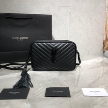 Load image into Gallery viewer, Lou Camera Bag
