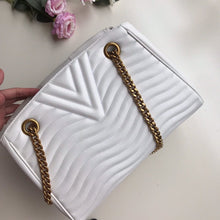 Load image into Gallery viewer, NEW WAVE CHAIN TOTE

