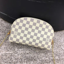 Load image into Gallery viewer, COSMETIC POUCH GM
