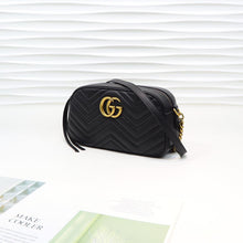 Load image into Gallery viewer, GG Marmontmatelassé  small shoulder bag 24cm
