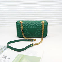 Load image into Gallery viewer, GG Marmont matelassé shoulder bag 26cm
