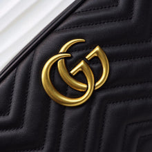 Load image into Gallery viewer, GG Marmontmatelassé  small shoulder bag 24cm
