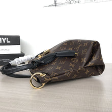 Load image into Gallery viewer, FLOWER ZIPPED TOTE PM
