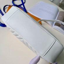 Load image into Gallery viewer, NEW WAVE CAMERA BAG
