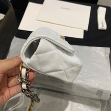 Load image into Gallery viewer, CC 19 Flap Bag Mini 20cm
