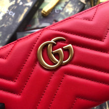 Load image into Gallery viewer, GG Marmont zip around wallet
