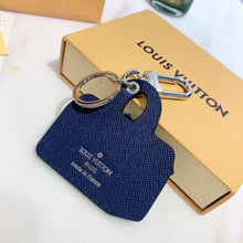 Load image into Gallery viewer, ESCALE KEY HOLDER AND BAG CHARM

