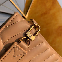 Load image into Gallery viewer, NEW WAVE ZIPPED POCHETTE

