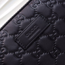 Load image into Gallery viewer, Neo Vintage GG Supreme messenger bag

