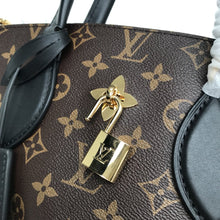 Load image into Gallery viewer, FLOWER ZIPPED TOTE PM
