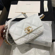 Load image into Gallery viewer, CC 19 Flap Bag Mini 20cm
