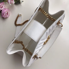 Load image into Gallery viewer, NEW WAVE CHAIN TOTE
