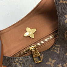 Load image into Gallery viewer, FLOWER HOBO
