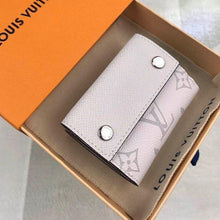 Load image into Gallery viewer, DISCOVERY COMPACT WALLET
