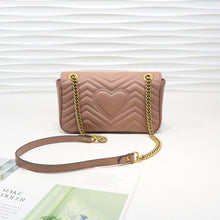 Load image into Gallery viewer, GG Marmont matelassé shoulder bag 26cm
