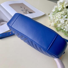 Load image into Gallery viewer, NEW WAVE CAMERA BAG
