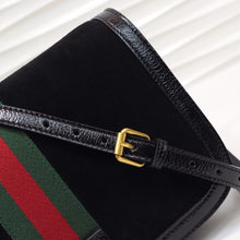 Load image into Gallery viewer, Ophidia GG messenger bag
