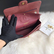 Load image into Gallery viewer, CC Flap Bag X Caviar Medium
