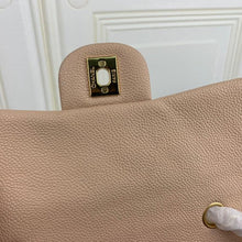 Load image into Gallery viewer, CC Flap Bag X Caviar Small 20cm
