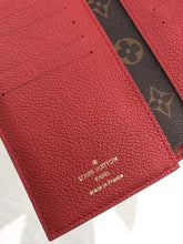 Load image into Gallery viewer, PALLAS COMPACT WALLET
