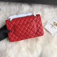 Load image into Gallery viewer, CC Flap Bag X Caviar Medium
