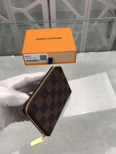 Load image into Gallery viewer, ZIPPY COIN PURSE

